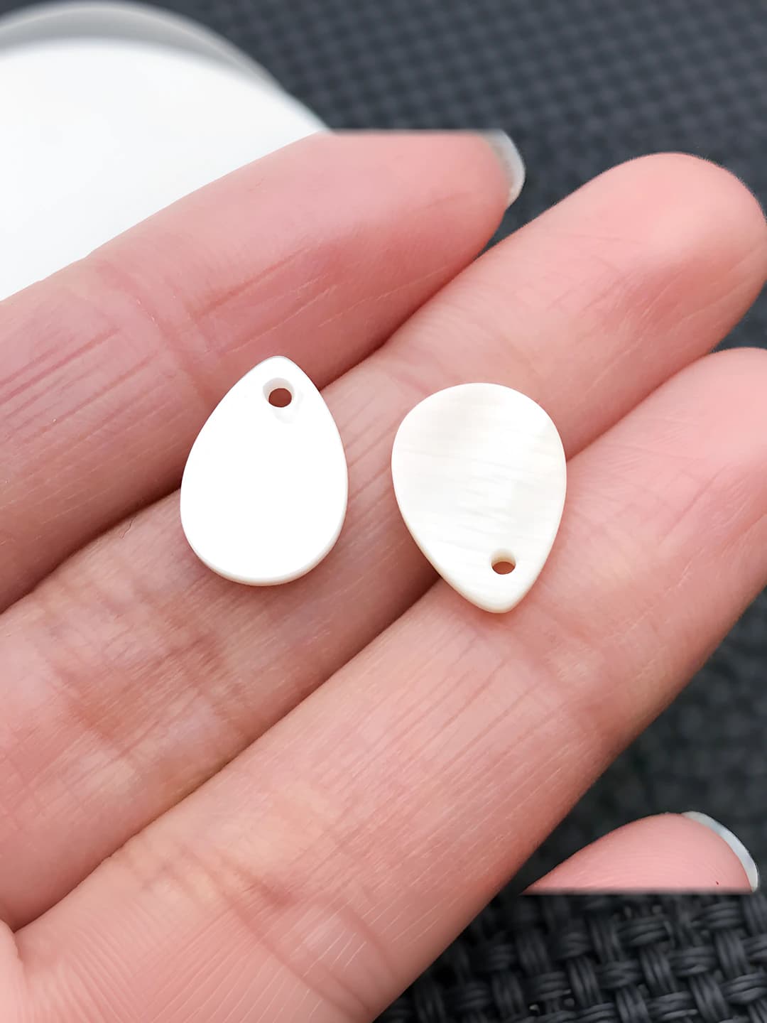 1 dona 9x13mm tomchi shaklidagi qo'ng'iroq