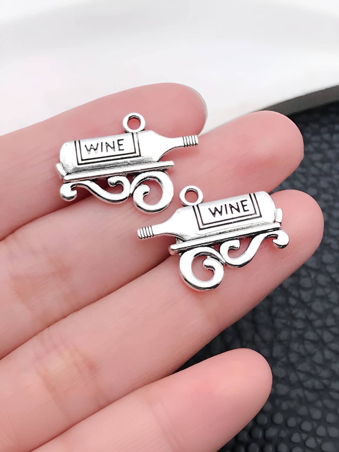 1 pc wine bottle 11x22mm-1.7g-10559