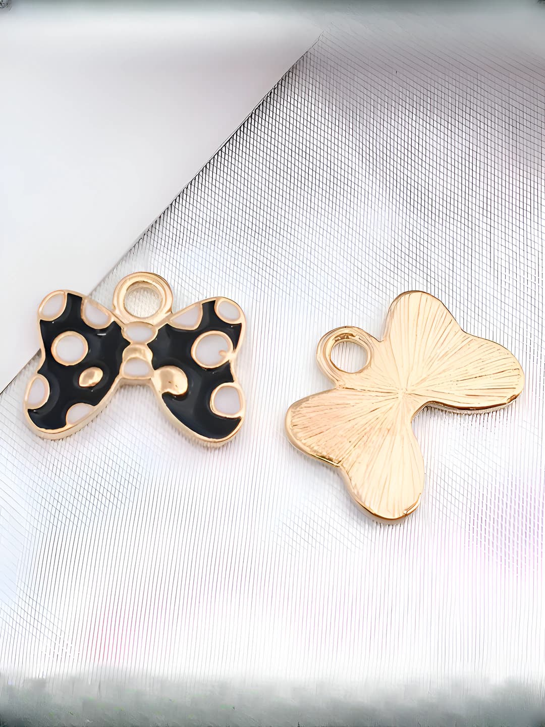 1 шт. черная эмаль бабочка-галстук 17x1.4mm-1.4g