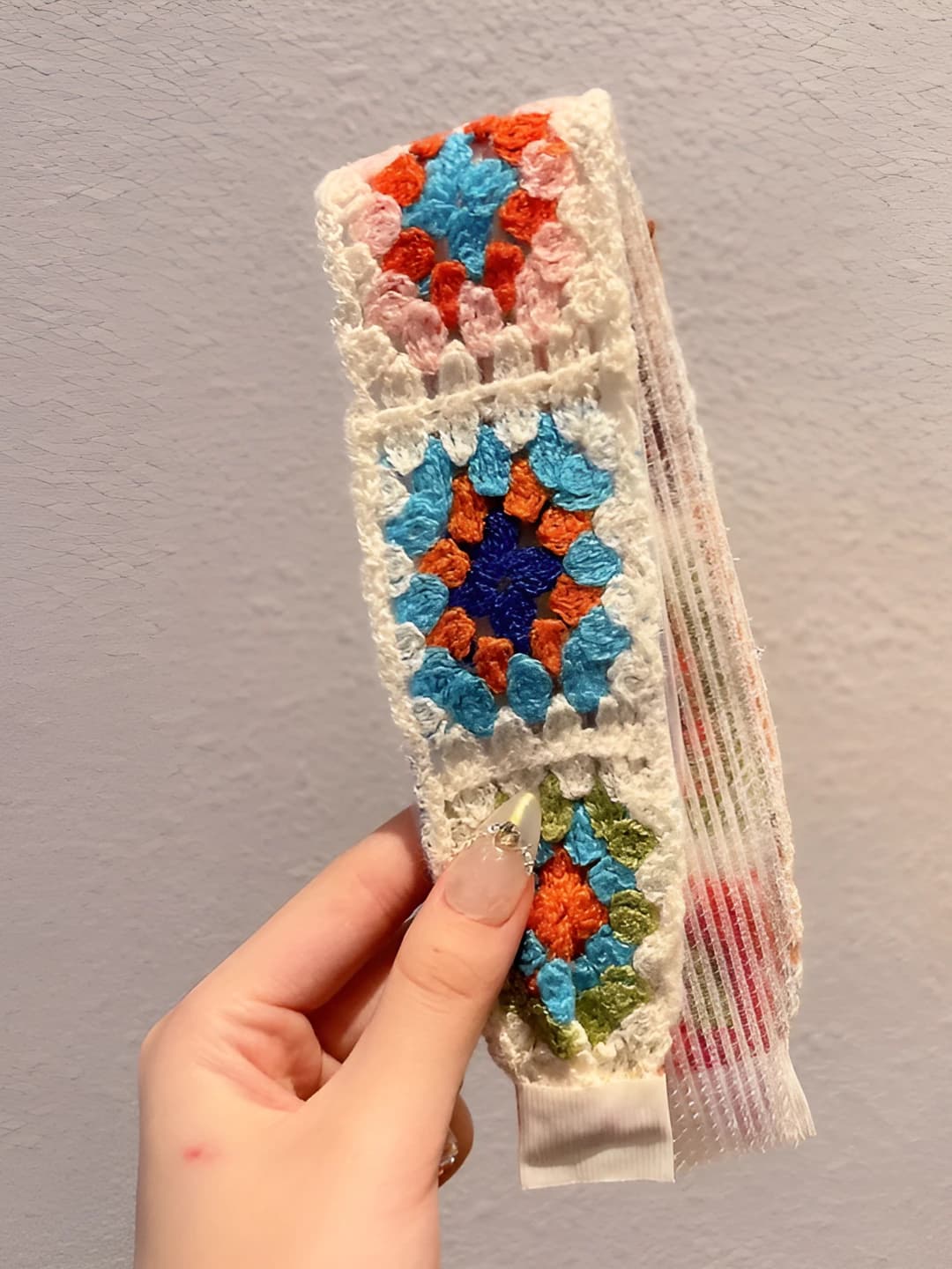 Multicolour small squares