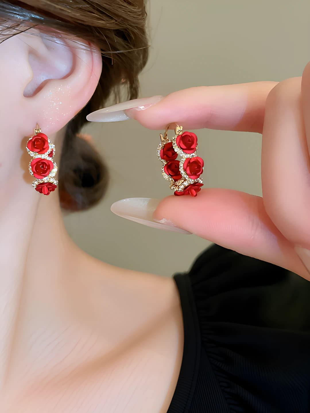 26# Clip - Gold - Red - Gold plating