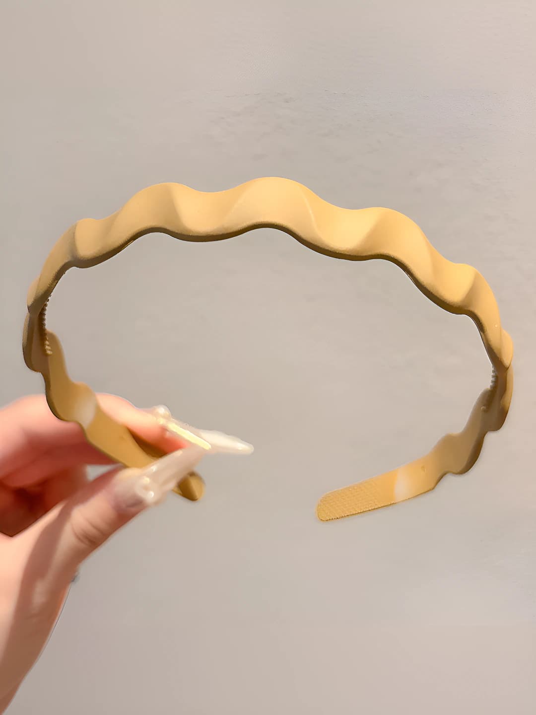 Light coffee wavy headband