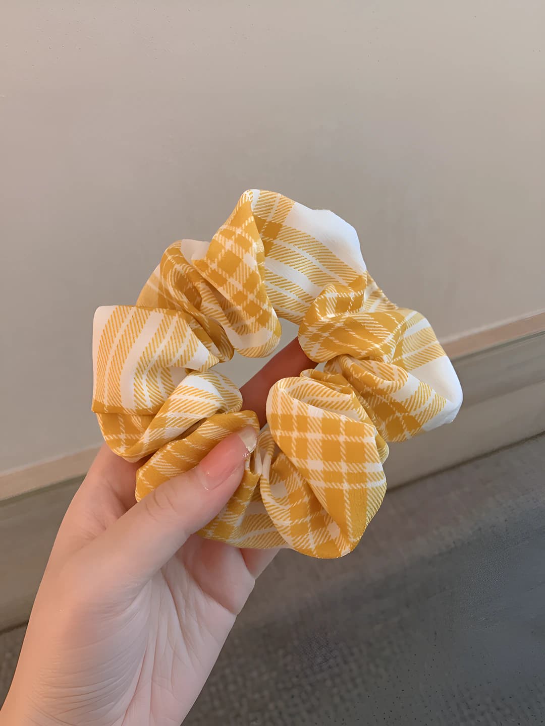 3# Yellow-white, large plaid, 10 cm