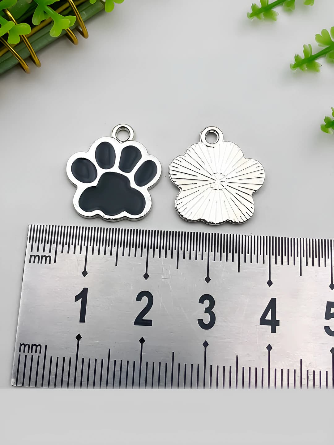 Коготь кошки 16x17mm-1.2g