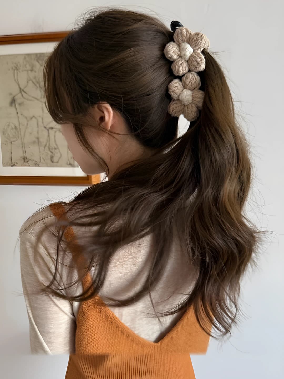 5# Milk coffee floral banana clip - base 13 cm, flowers 6.5*6.5 cm
