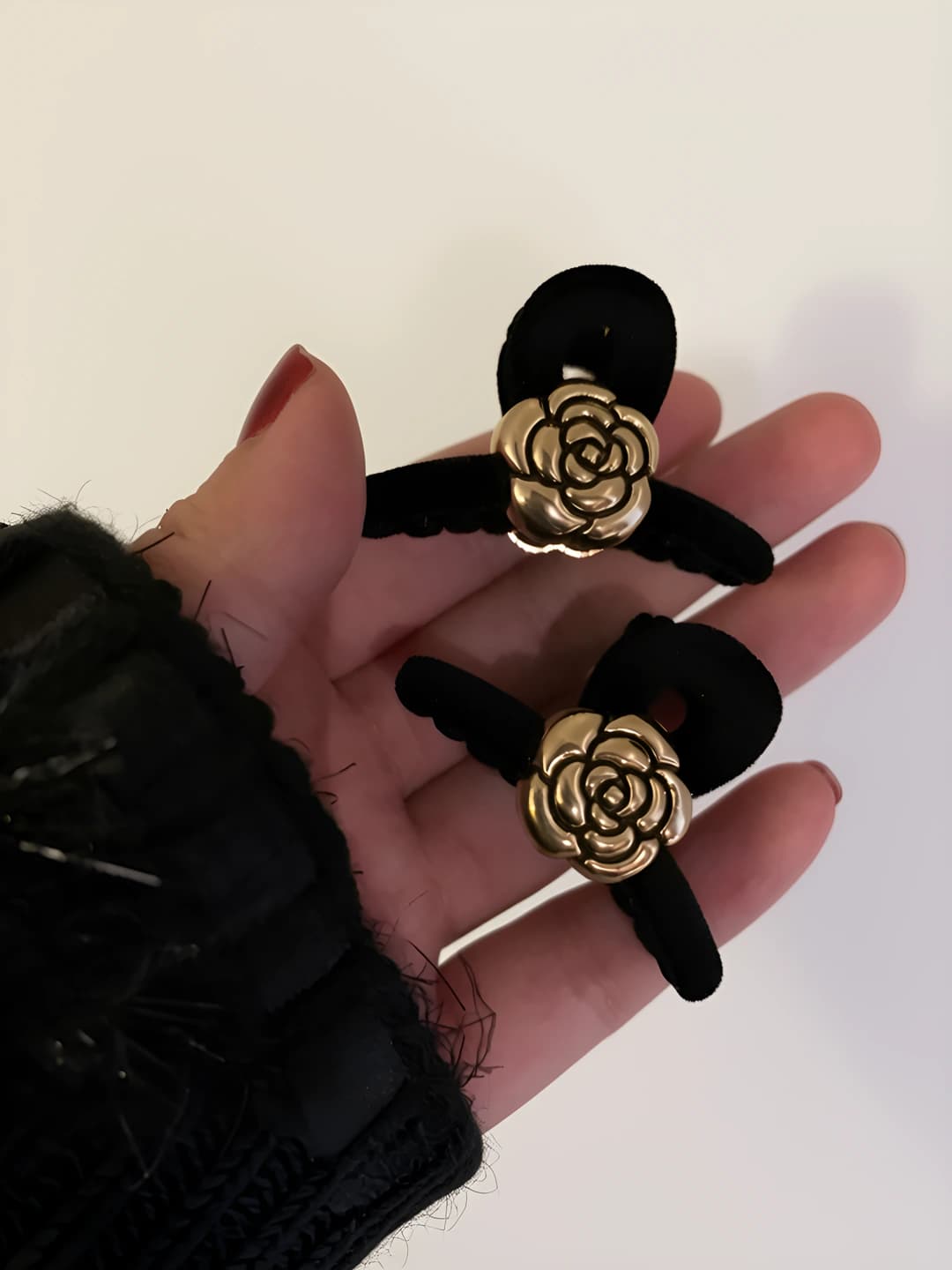 Velvet retro camellia 2 pc (4.5 cm)