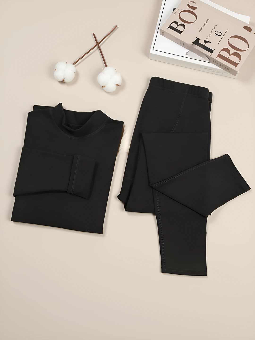Black - Men - Crew neck