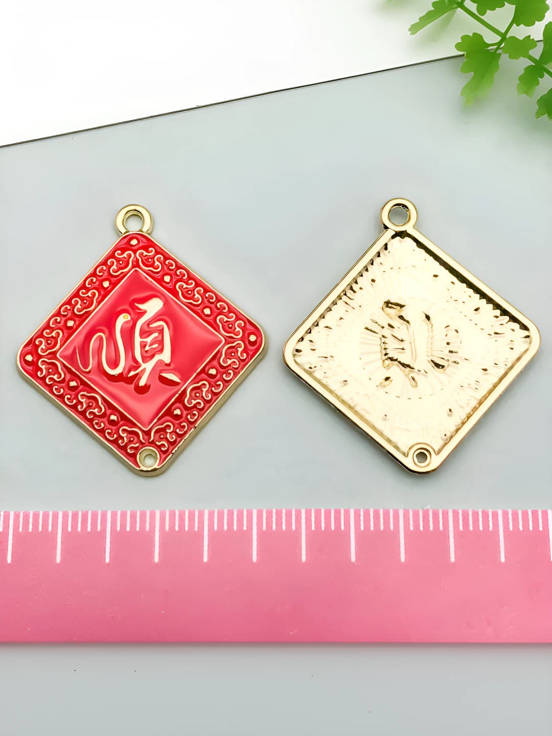 1 шт Новый год квадрат Удача 30x27mm-2.7g-21331