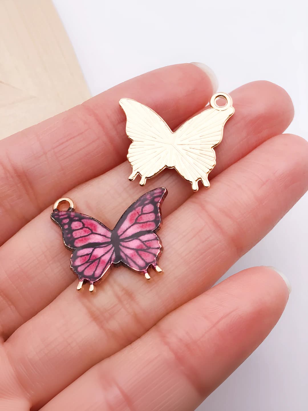 1 dona binafsha-pushti, 21x19x1mm, 1g