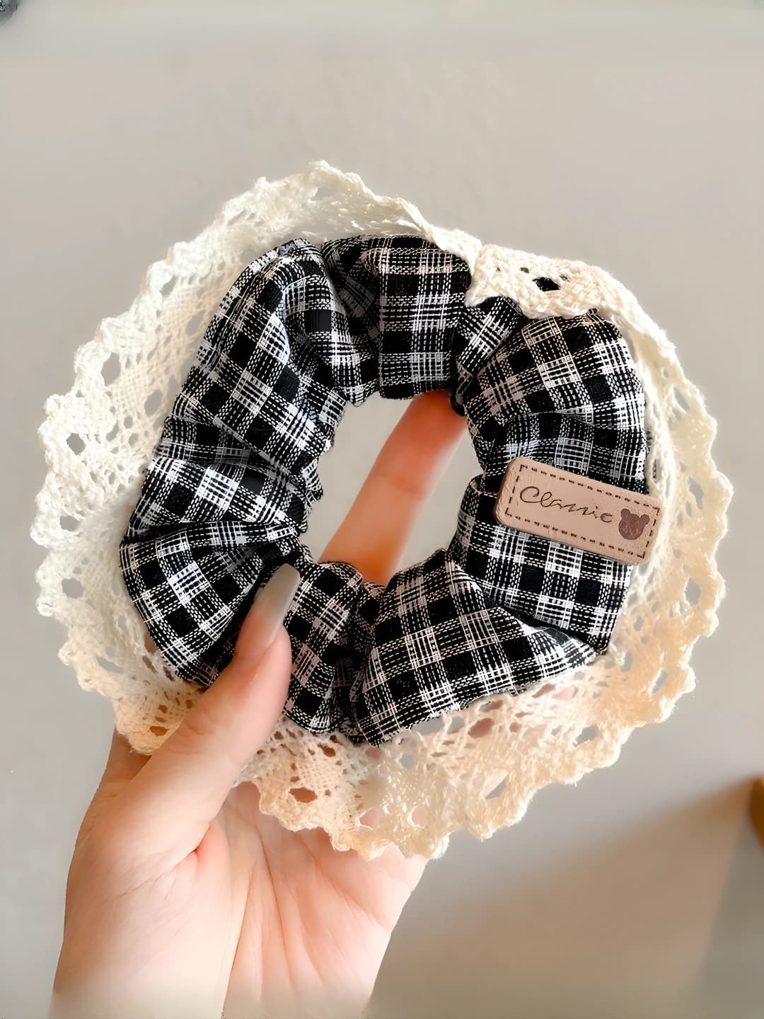 10# Black-white plaid