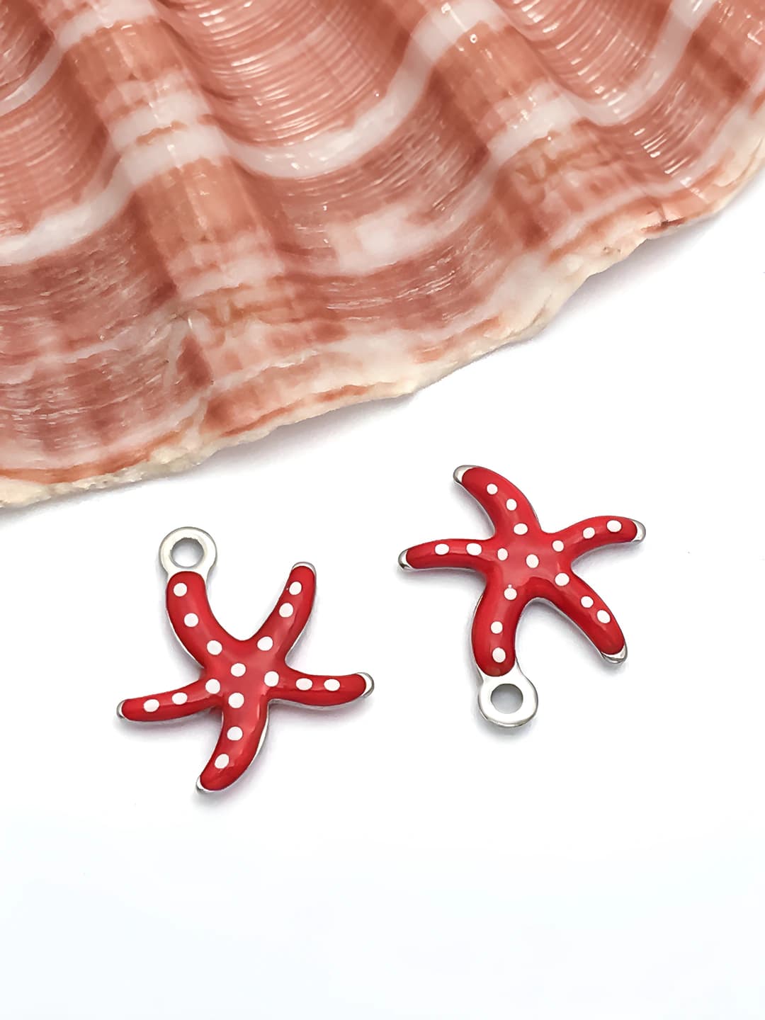 1 pc, small, steel, red, star, 10x10mm, 0.2g