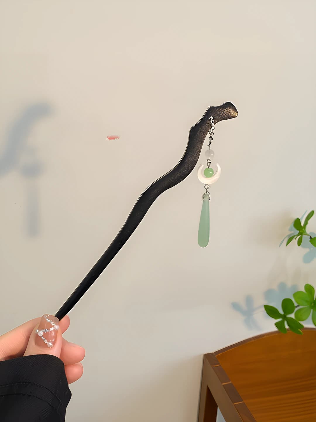 Black hairpin - moon pendant