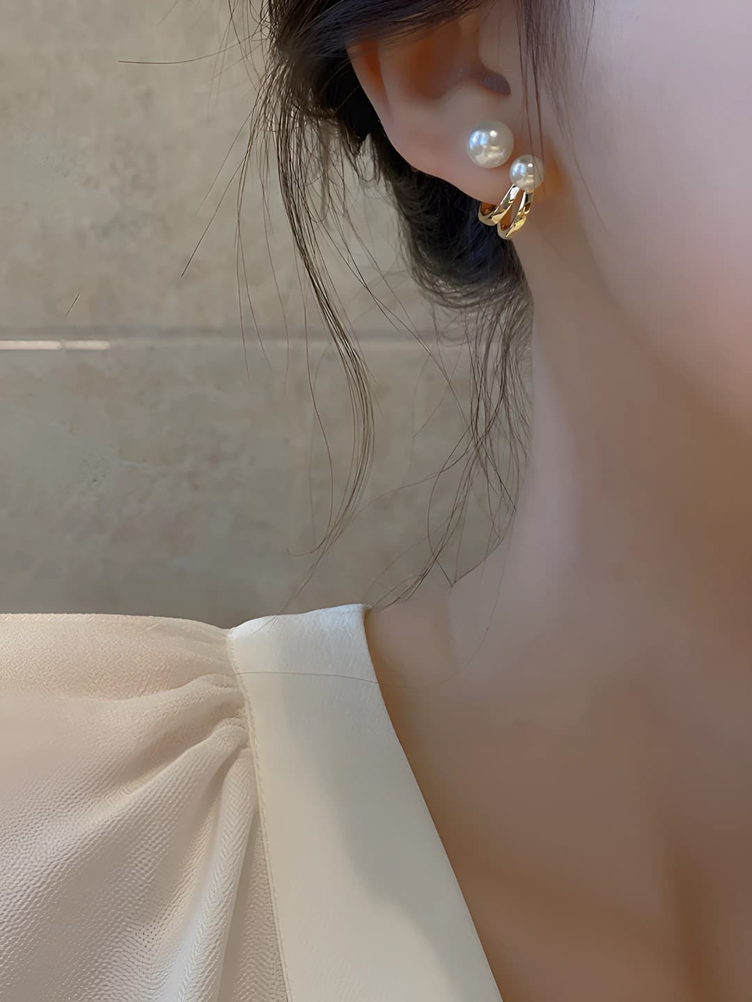 1# Large small pearl earrings - gold silver post