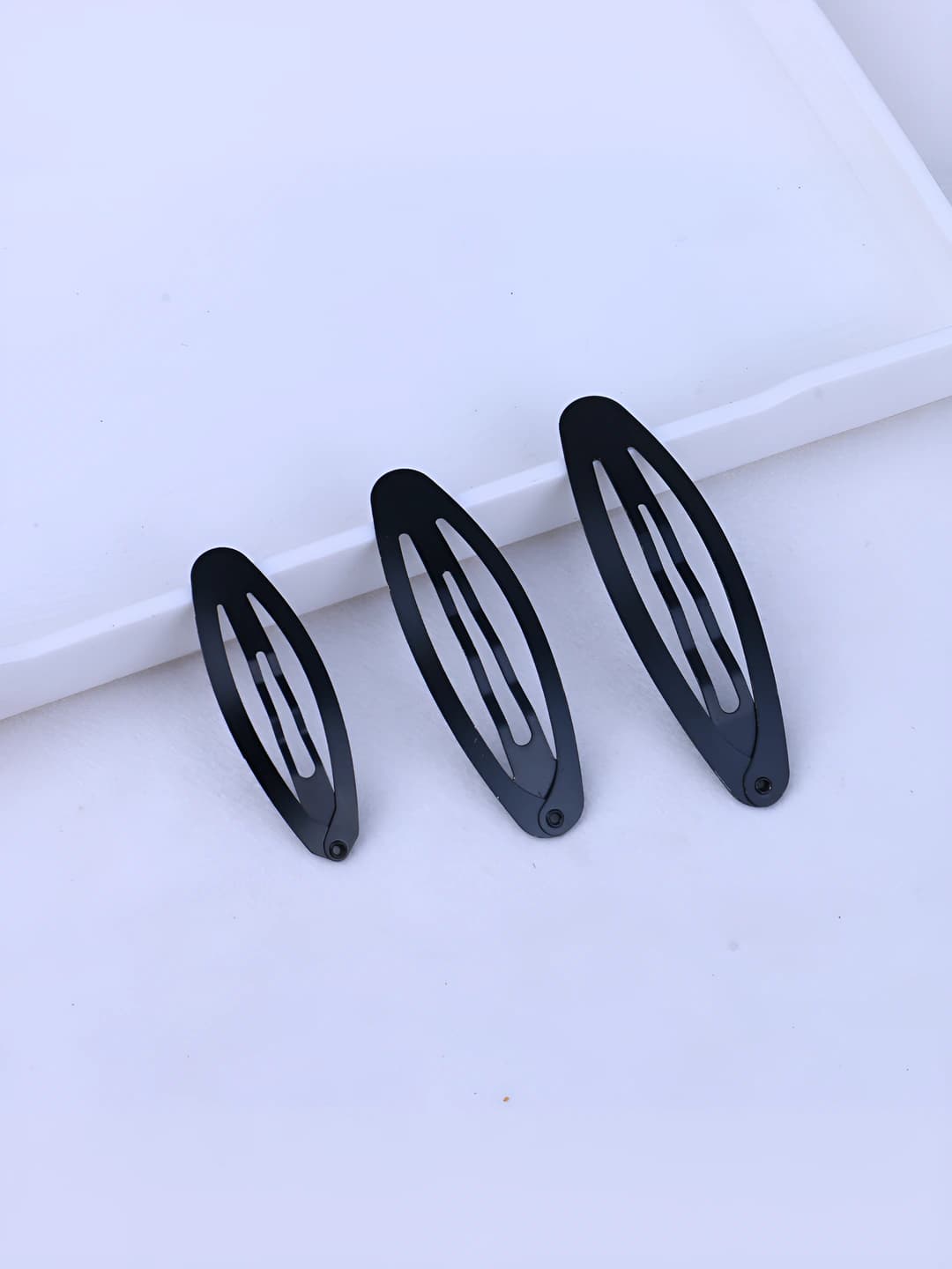 7cm oval black