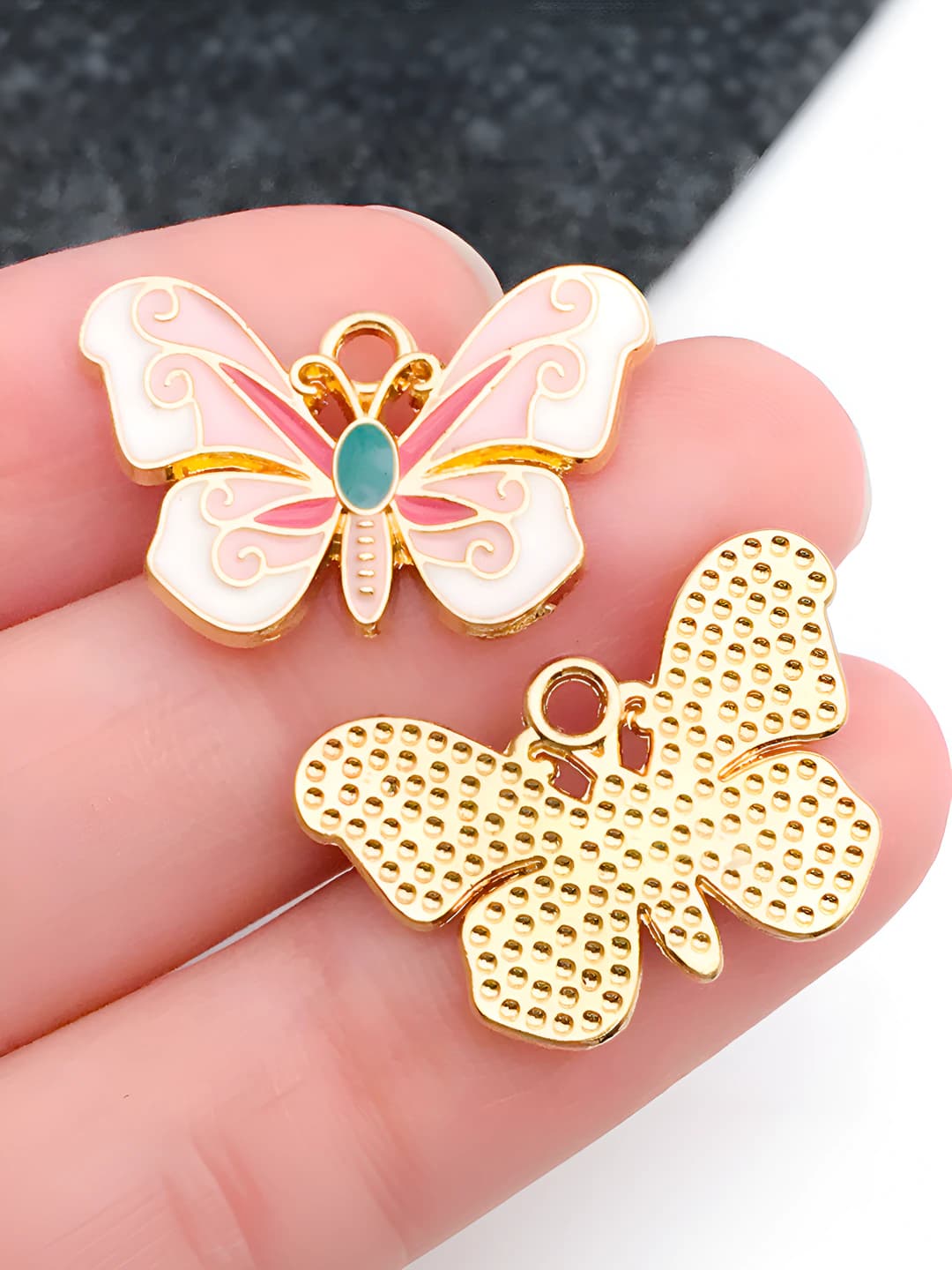 1 ta Pushti-oq damla rangli kapalak 15x22mm-1.5g-19090