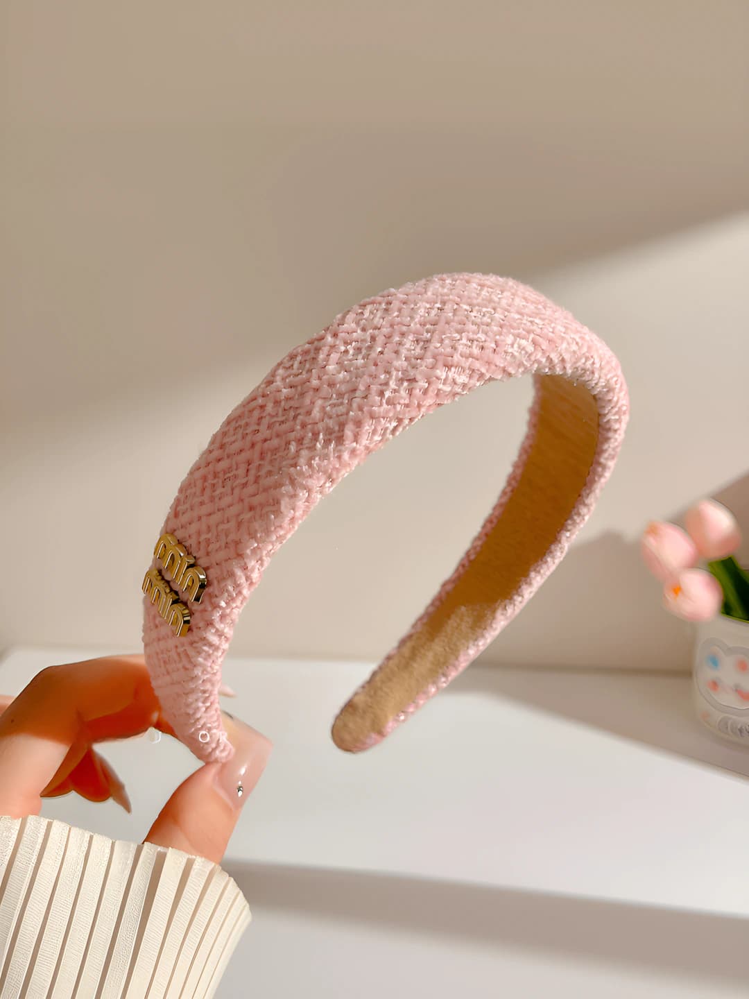 3# Pushti harflar, Chanel uslub