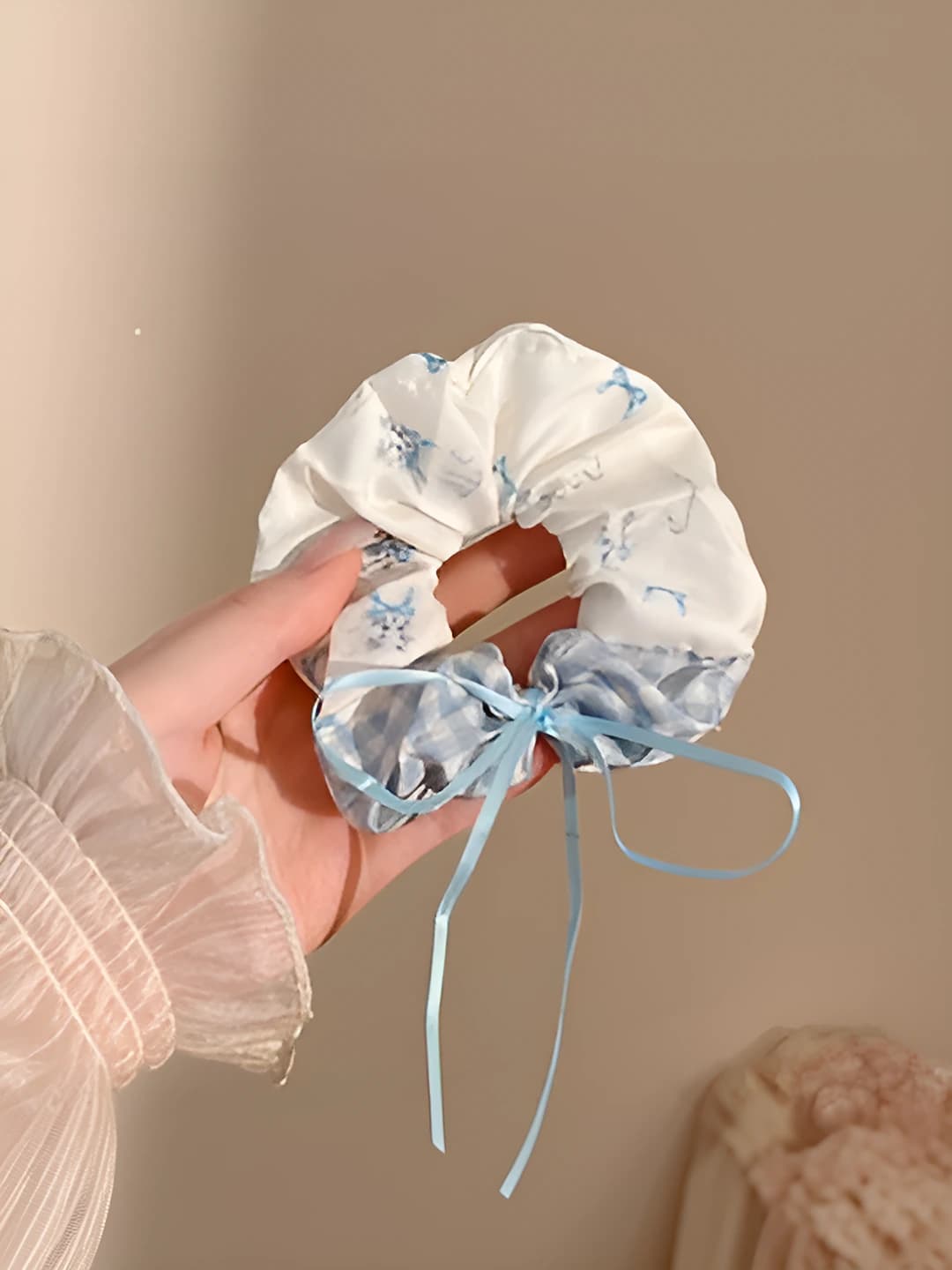 1# Blue plaid cat scrunchie 12cm