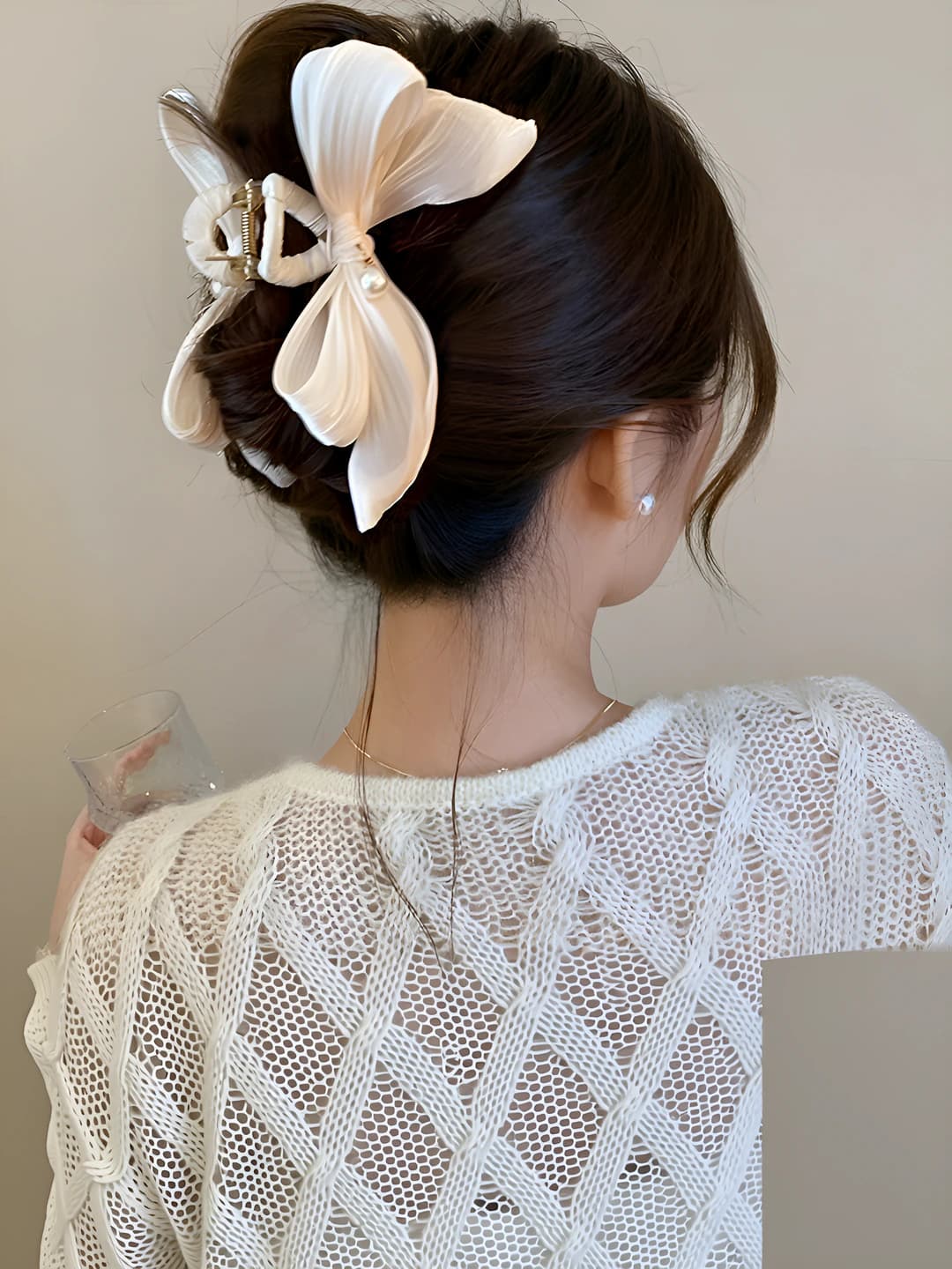 Beige bow 13 cm