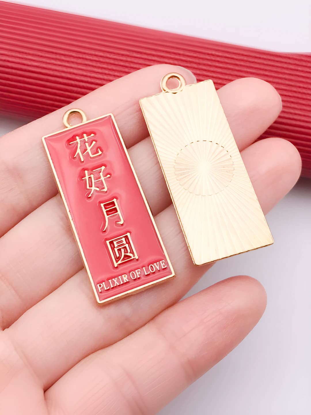 1 pc Chinese style Wedding 39x15mm-3.2g