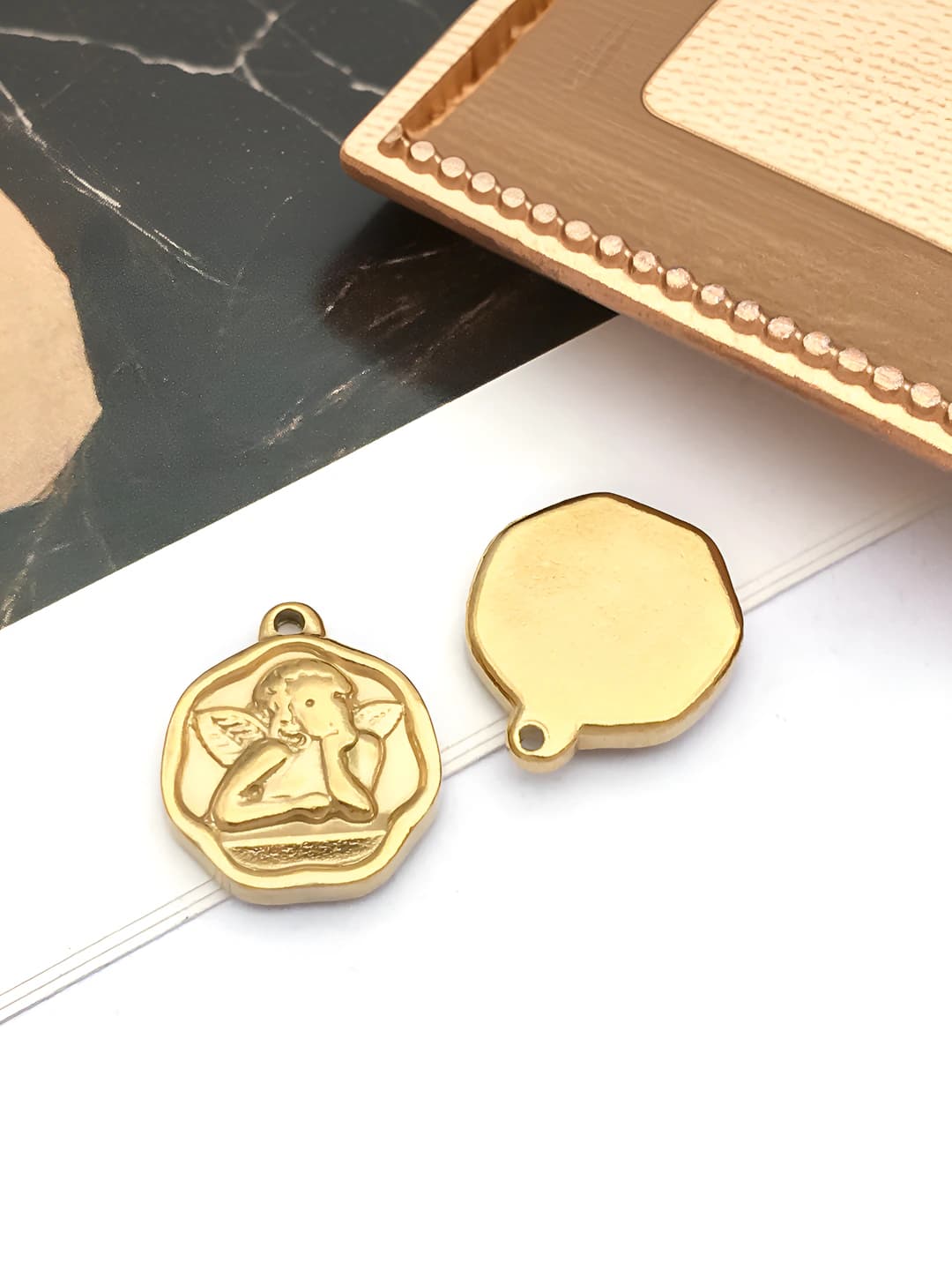 1 шт 14x16x3mm отверстие 1.4mm ангелы 3.03g