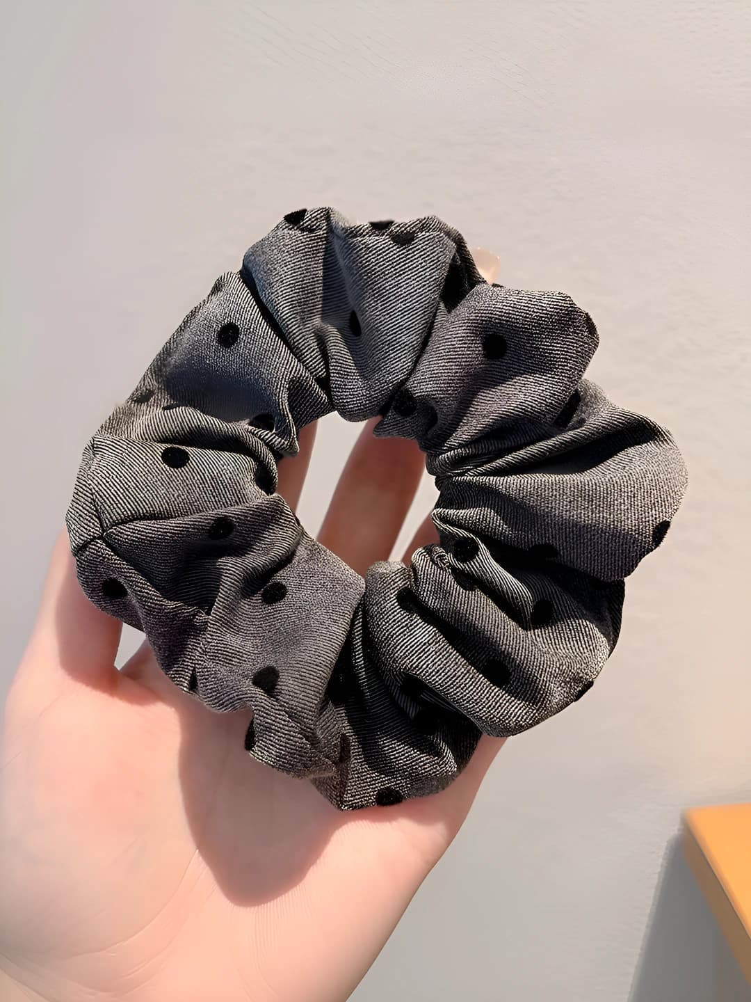 Grey polka dot, 12 cm