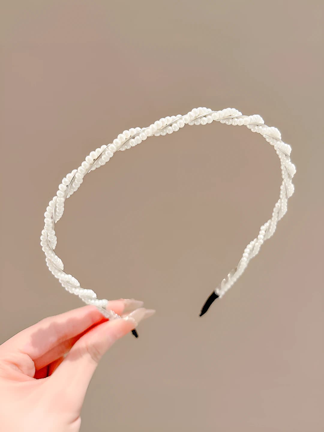 29# White pearl thread
