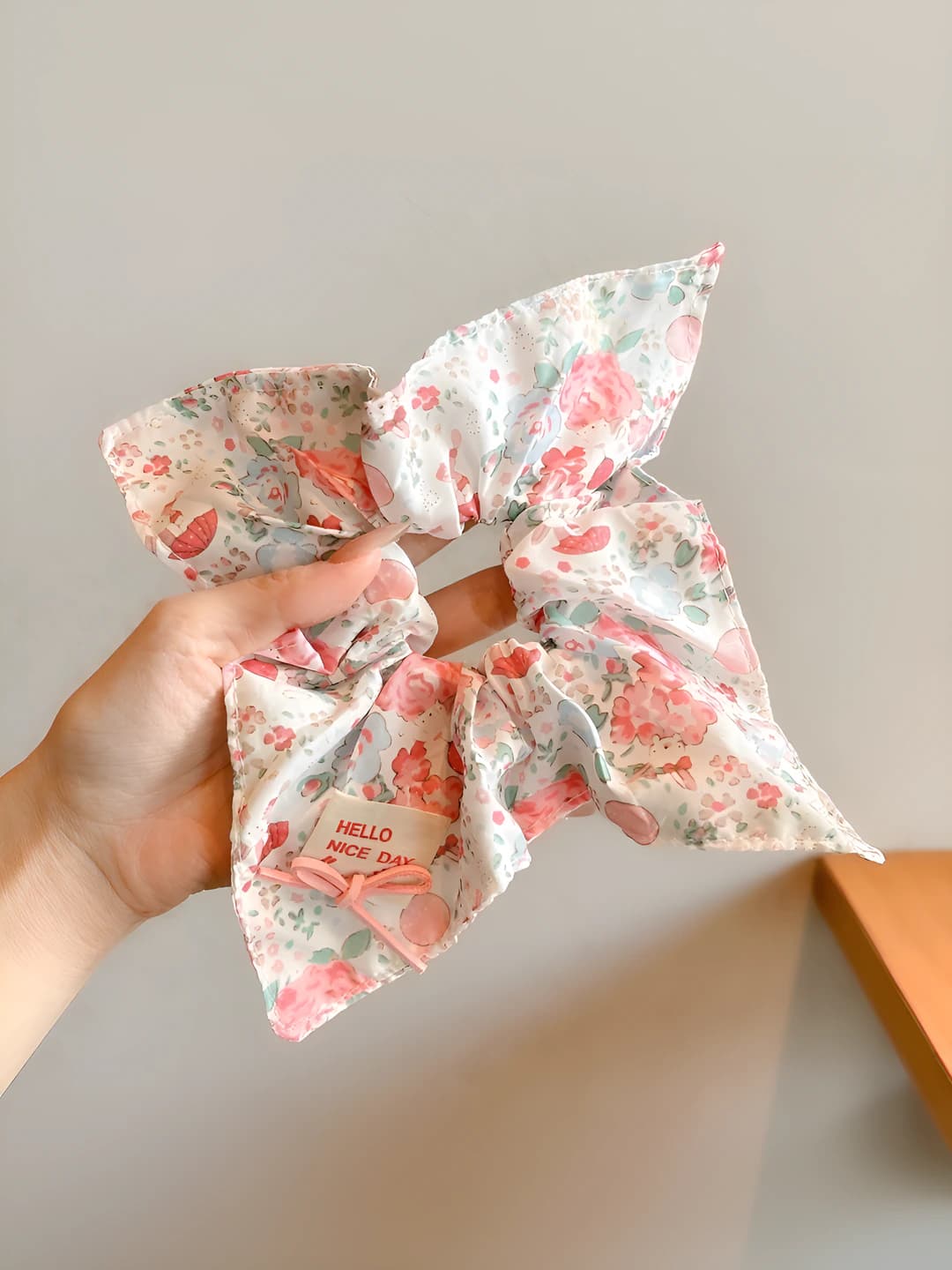 3# Розовый мелкий цветочный квадратный платок-резинка ~21*22 см