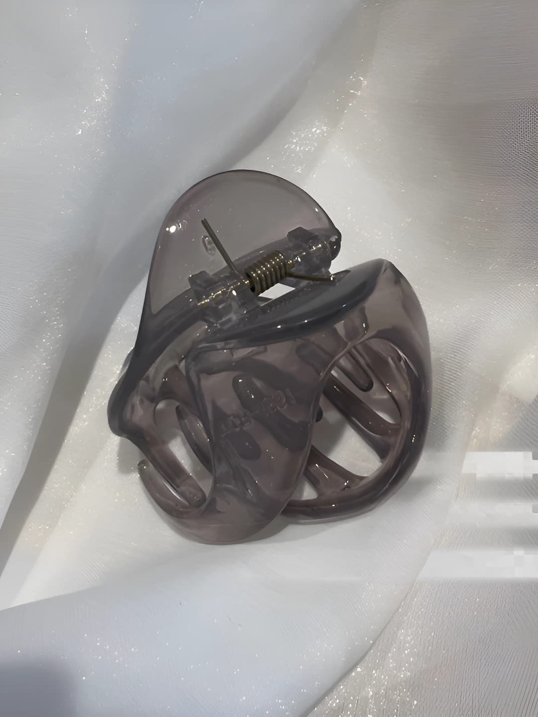 Grey - irregular ball claw clip