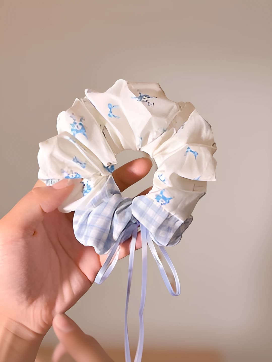 1# Blue plaid cat scrunchie 12cm