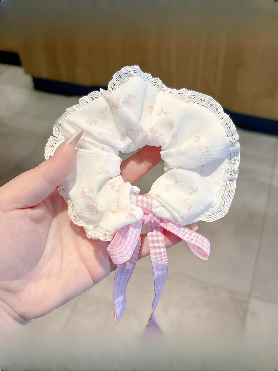 4# Pink ribbon hair tie