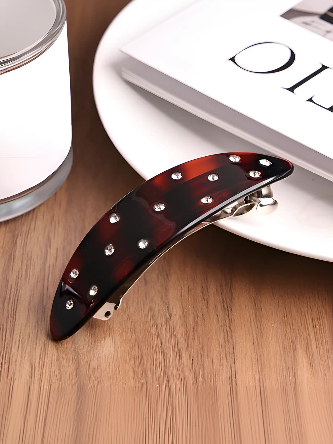 Red spring clip