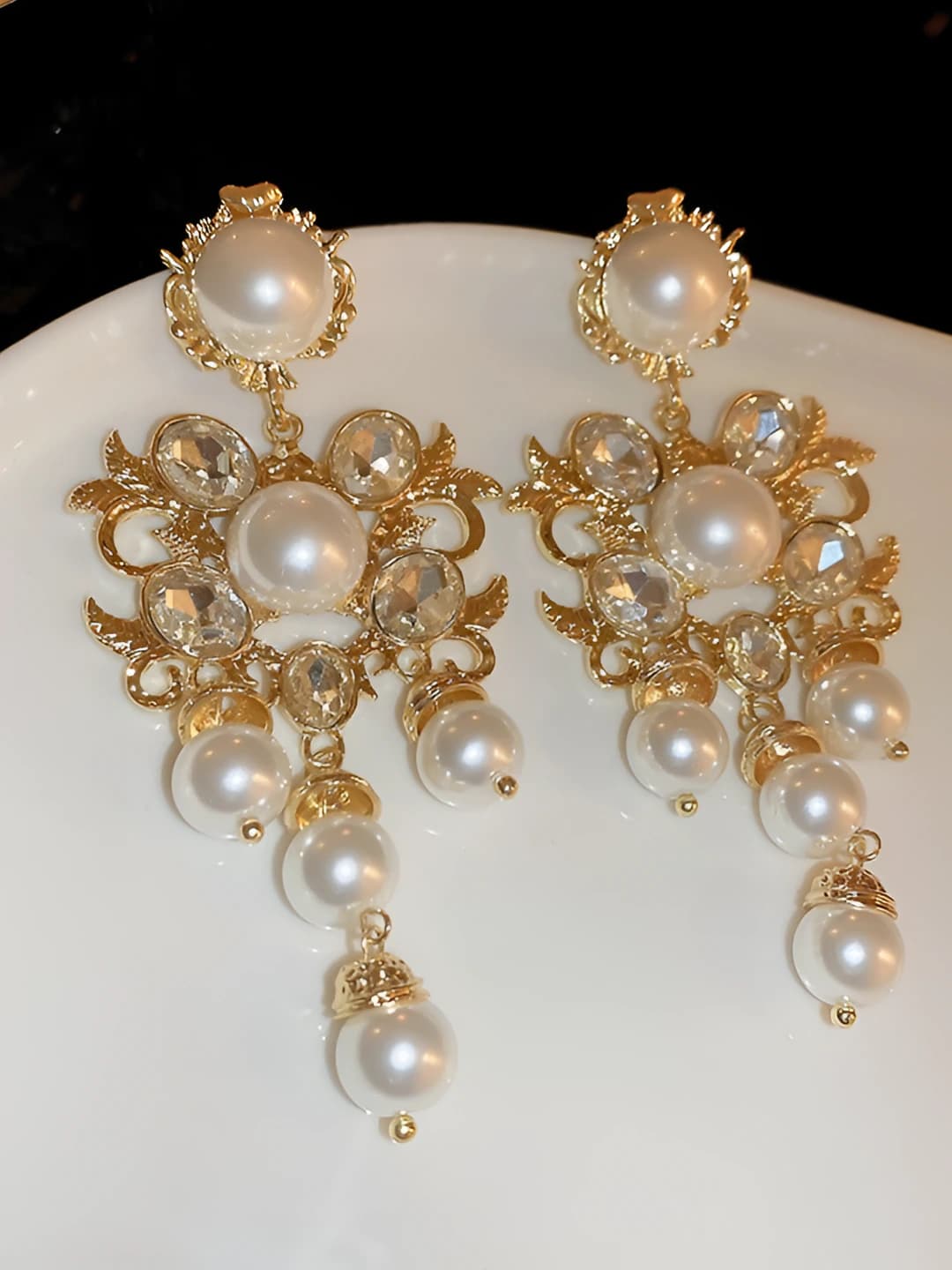 37# Silver-Gold-White