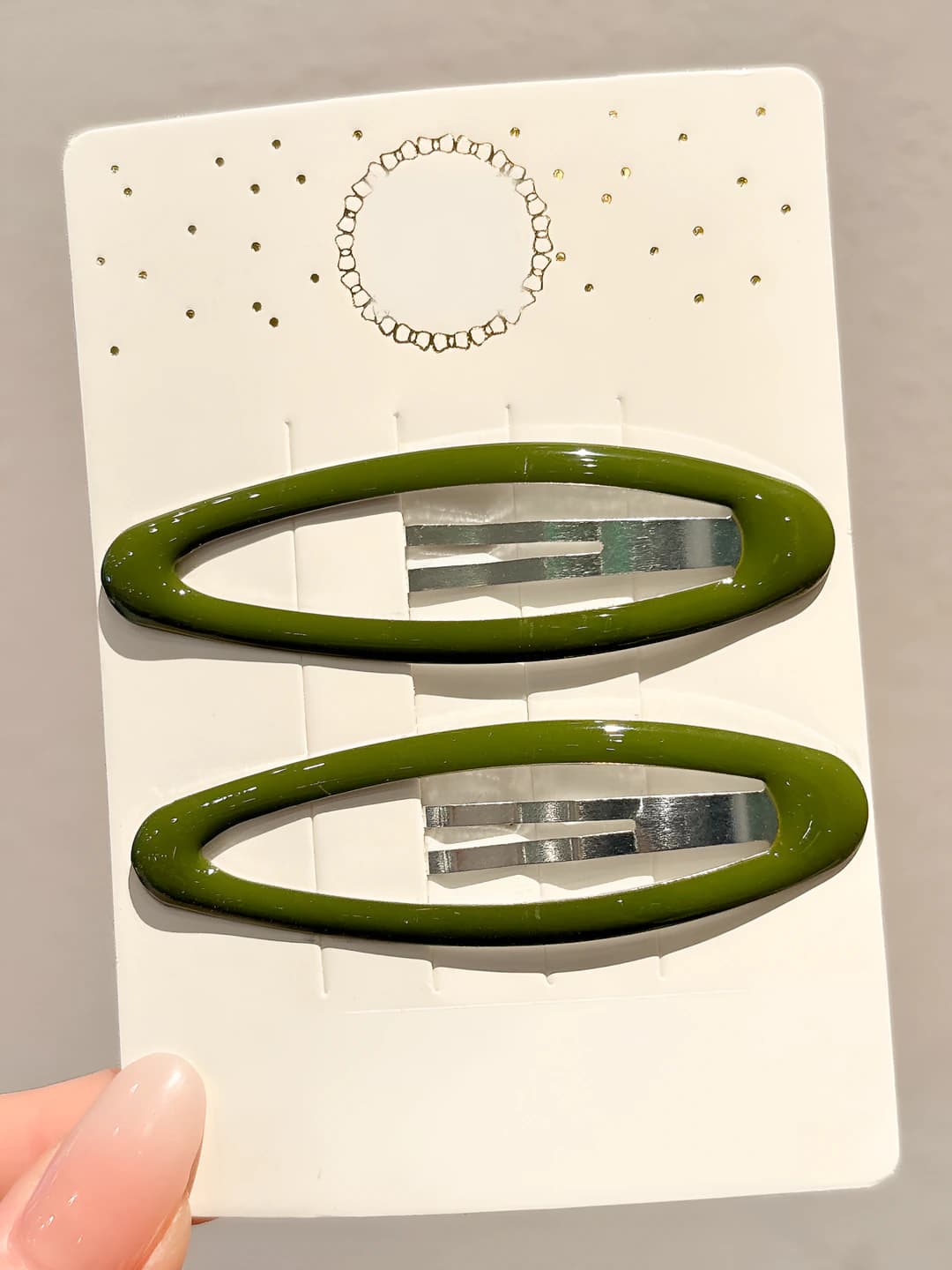 Green 1 pair ~6.7 cm