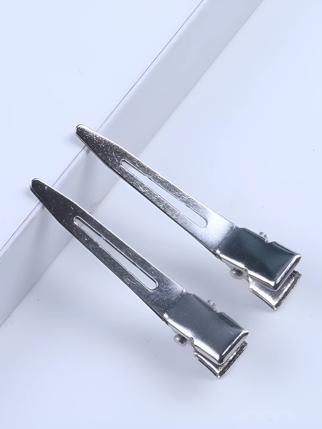 1-hole small