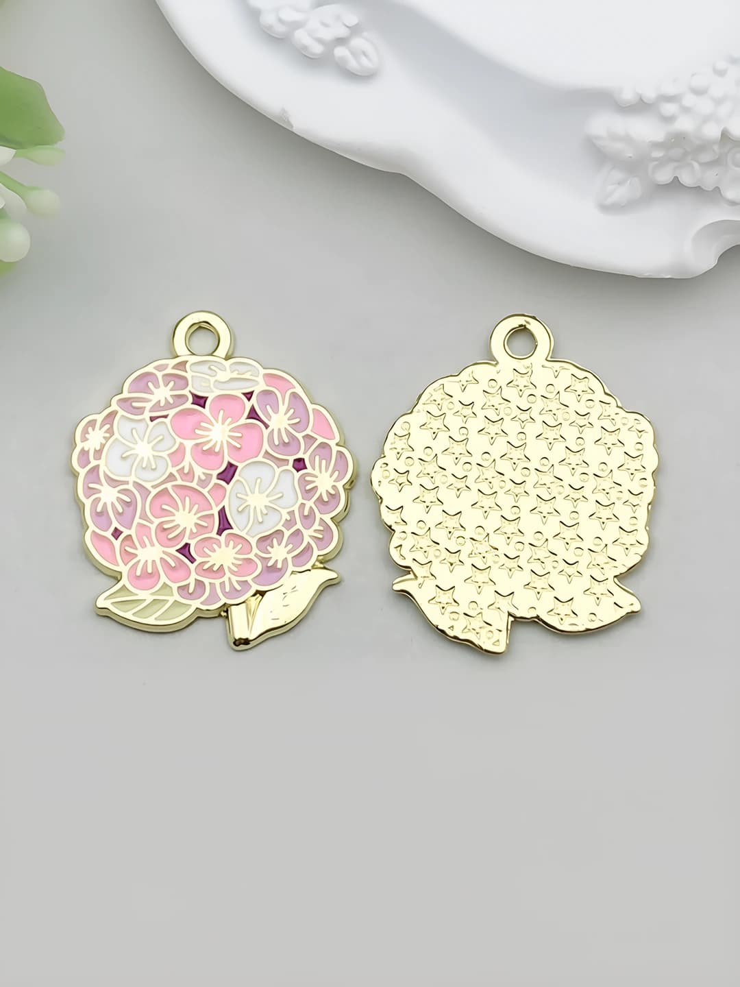 1 pc pink hydrangea 23x19mm-1.7g