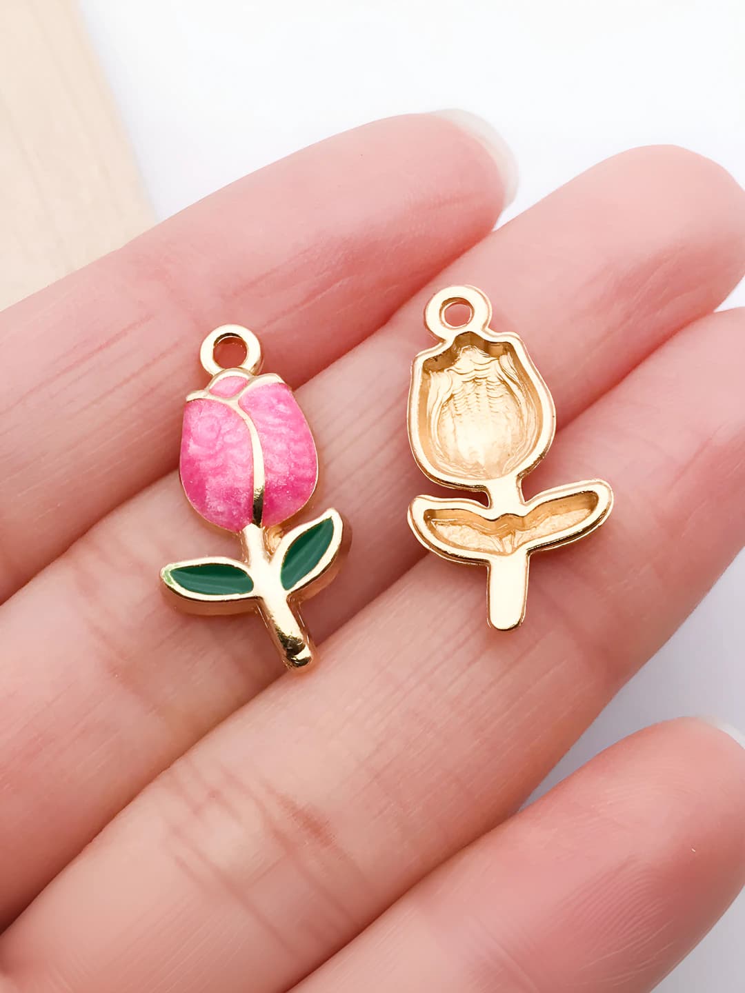 Rose pink gold-dusted rose 22x11x3mm
