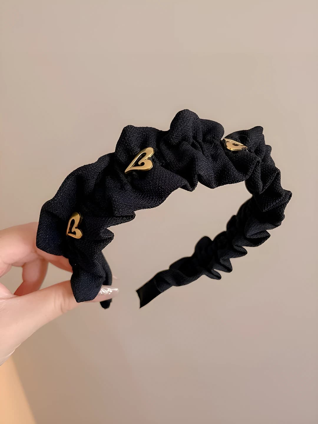 Bujurilgan yurak soch taqi 3.5cm
