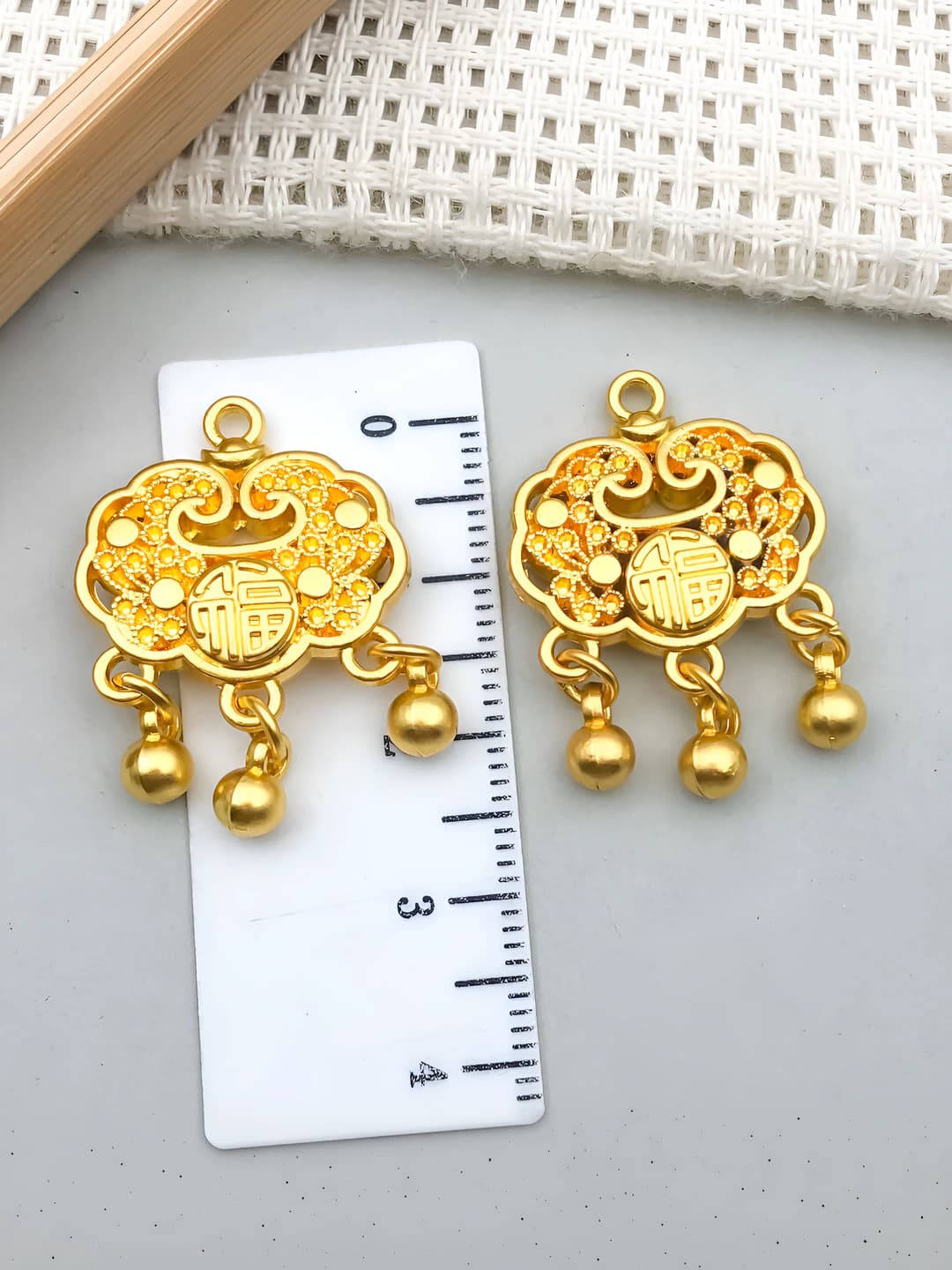 1 шт маленький простой замок удачи 26x16mm 2.6g