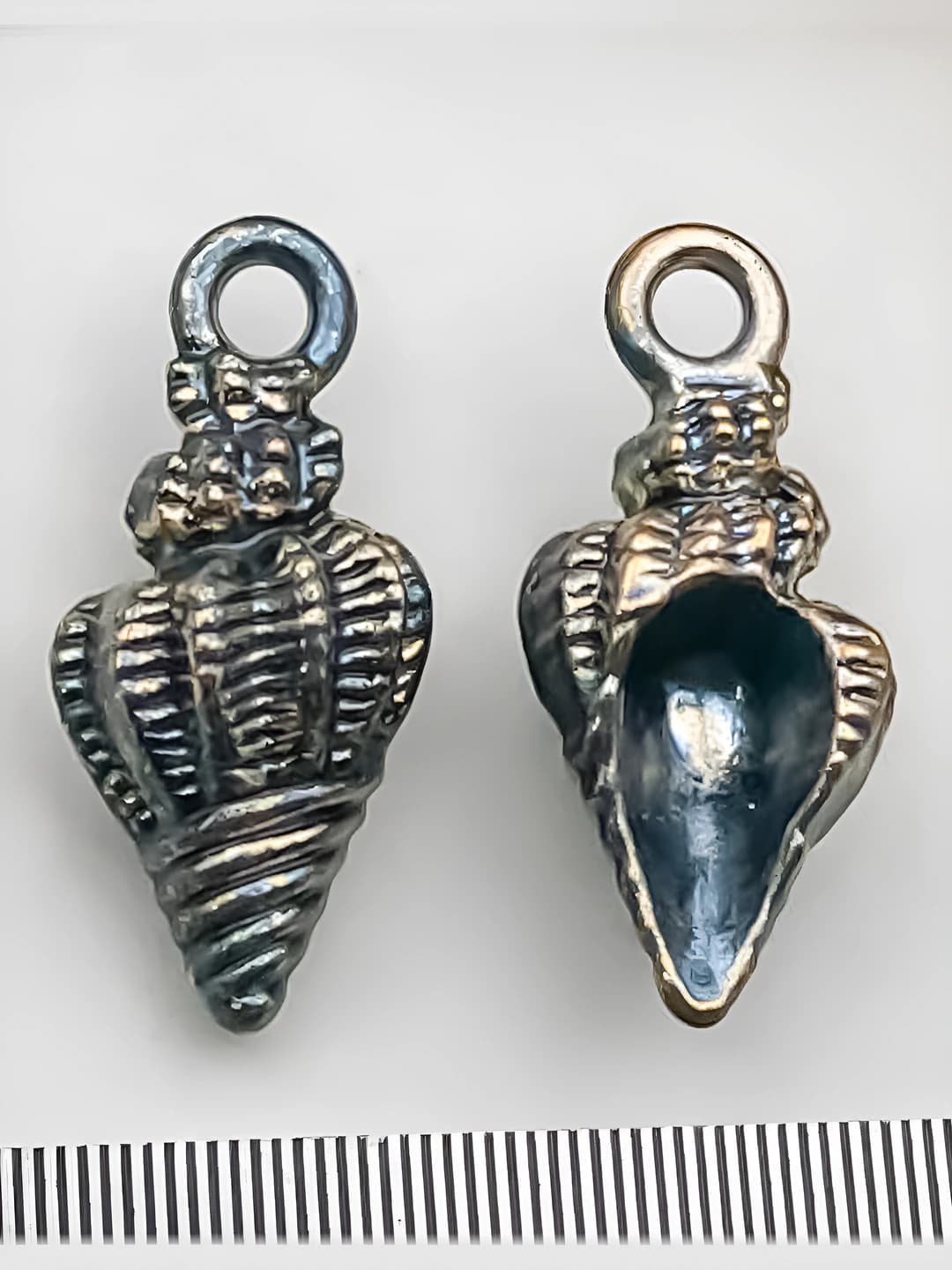Black conch 9×19mm-1.7g