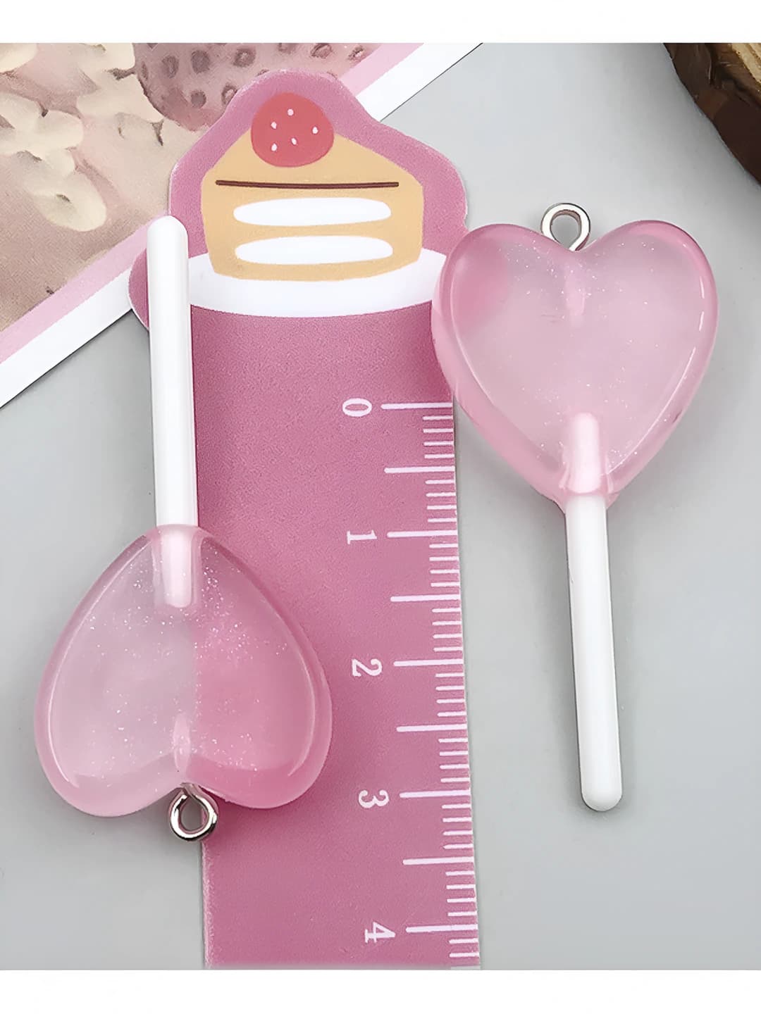 1 pc transparent pink heart 47x22x7mm-3g