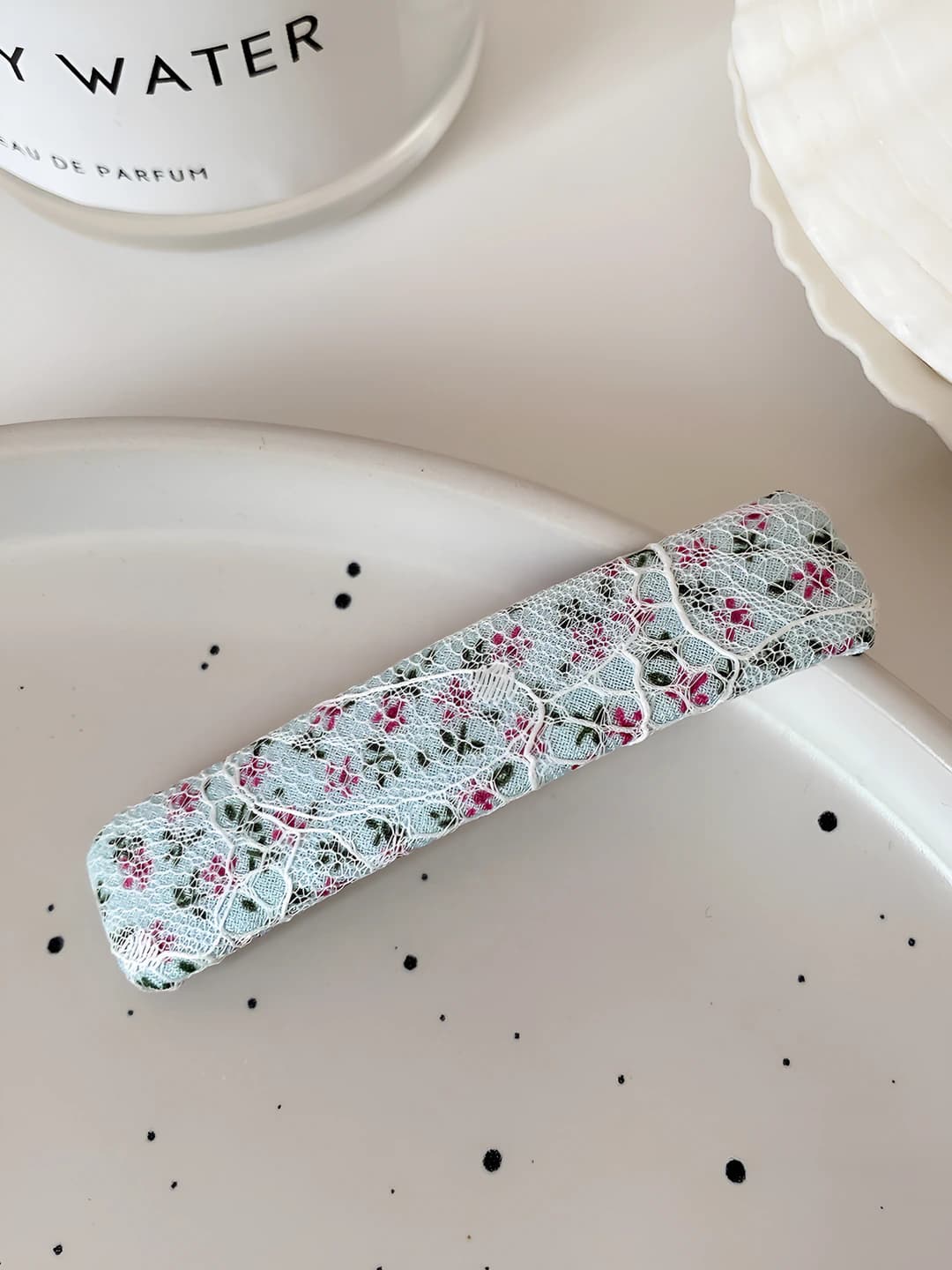Blue floral rectangle bb clip