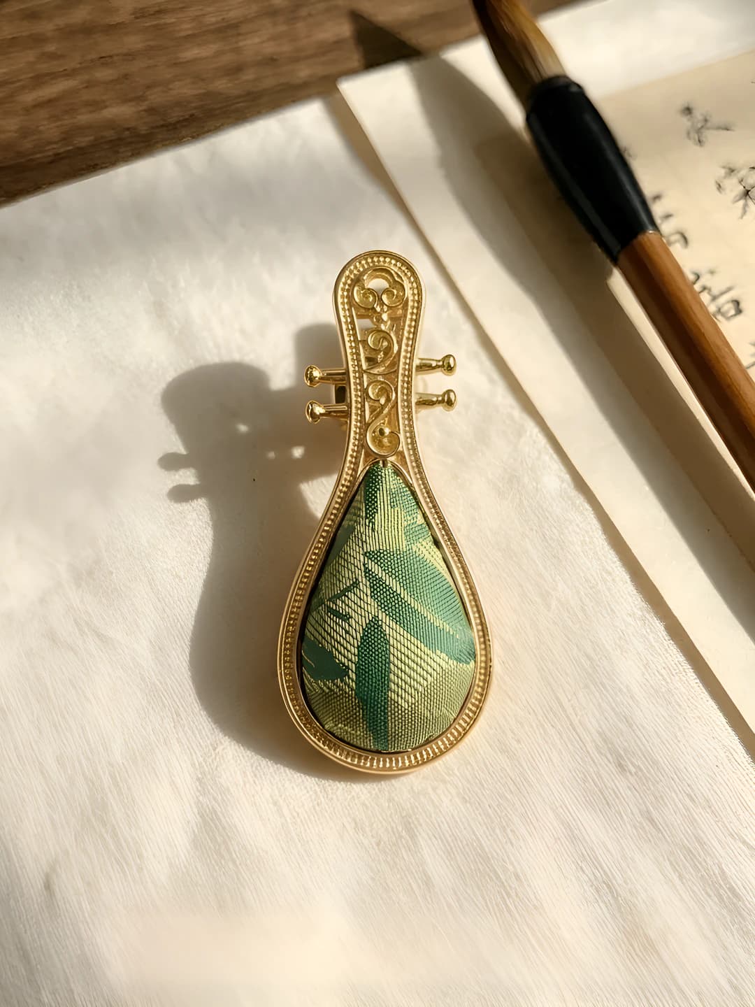 Lute shape