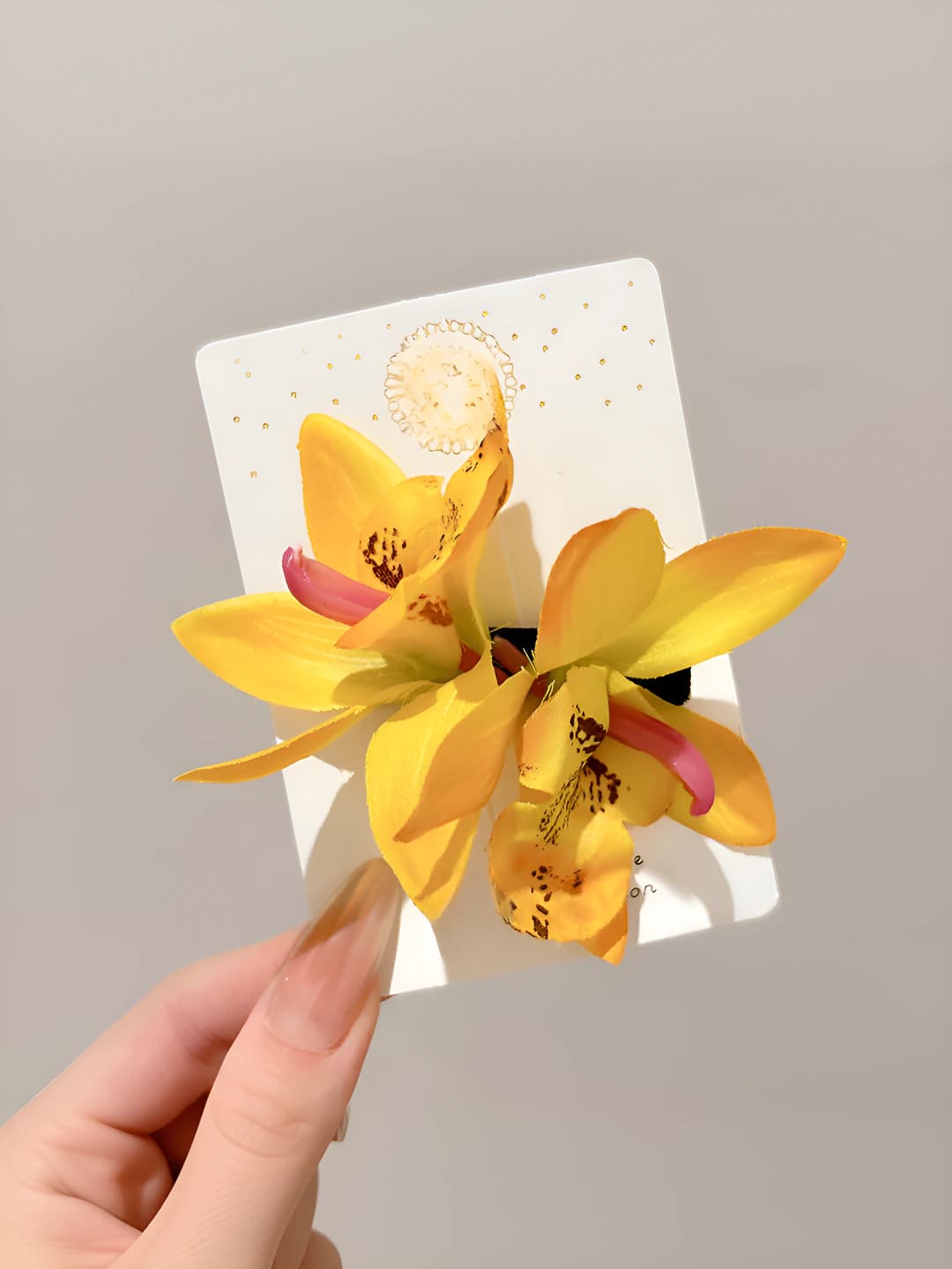 Double flower yellow clip 4.5 cm