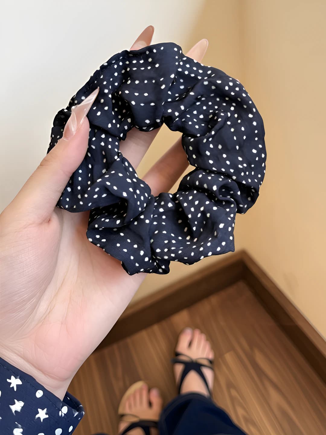 Blue, polka dot, 8 cm