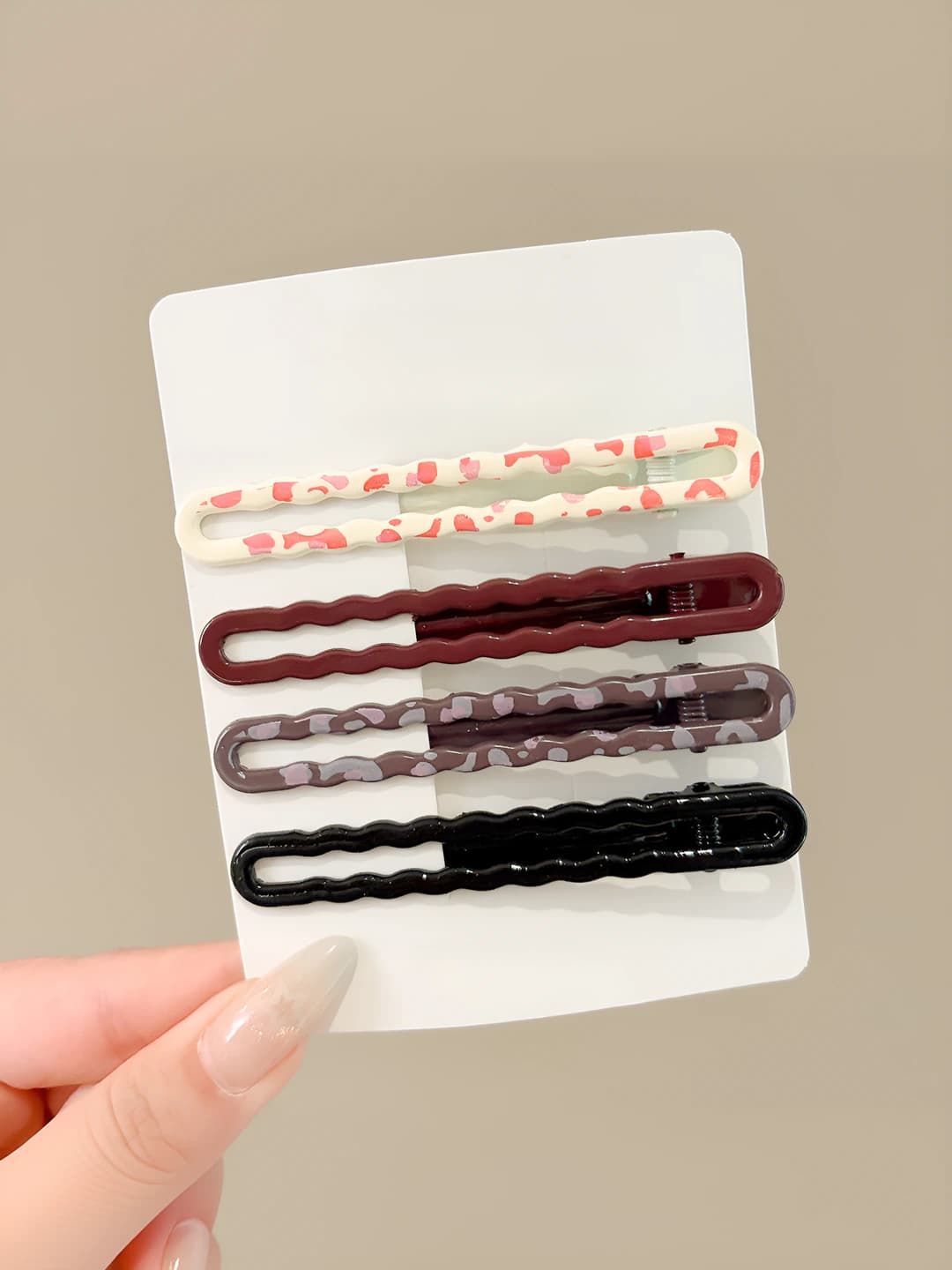 Wavy barrette - 4-piece set