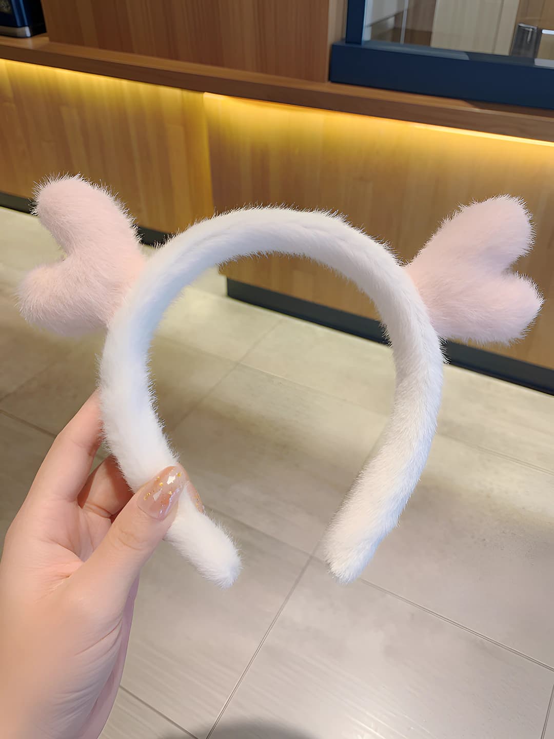 Plush antlers - White