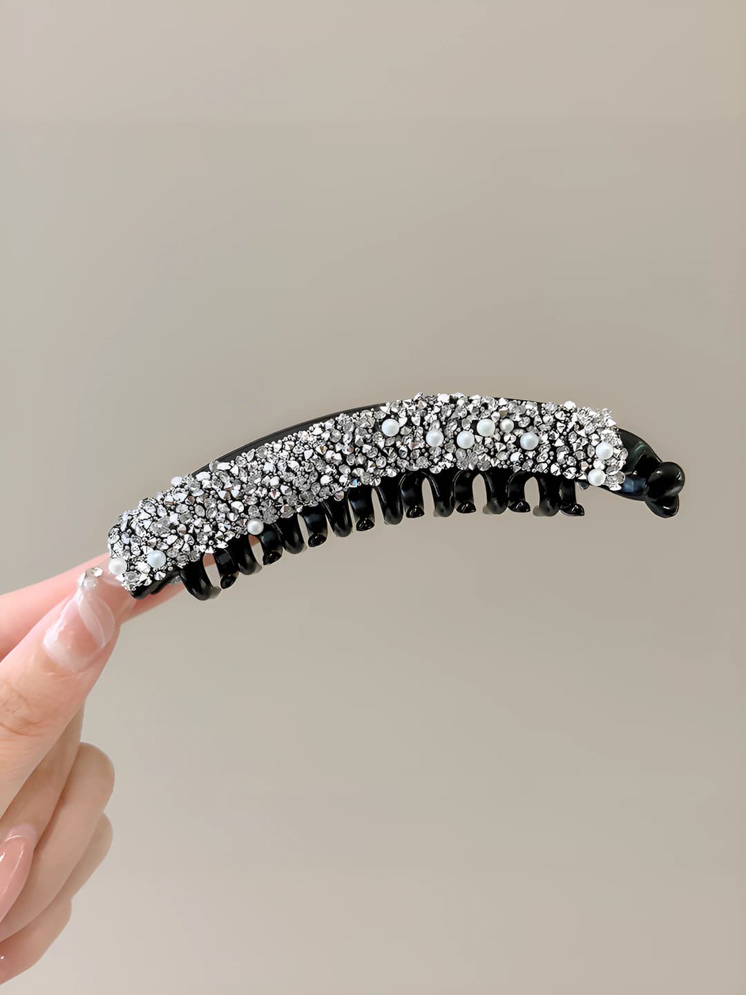 White pearl diamond, 10.5 cm