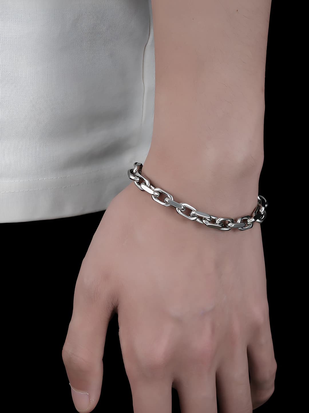 Unisex simple, modern, Euro-American style, original design, square chain bracelet