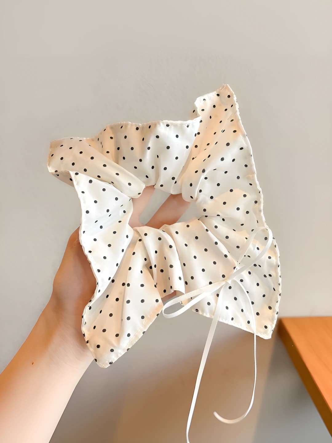 2# Polka dot bow