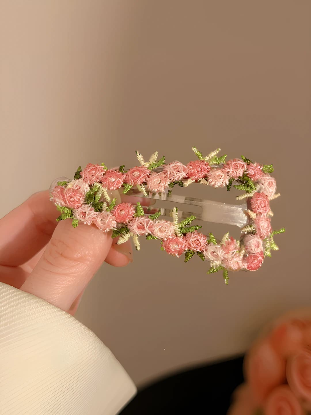 Floral, lace, triangle BB, 7.5 cm